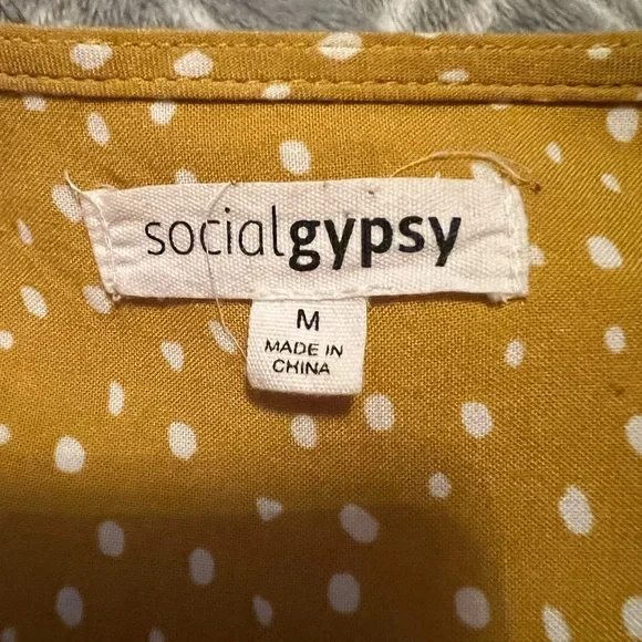 Social Gypsy Top - Picture 8 of 10